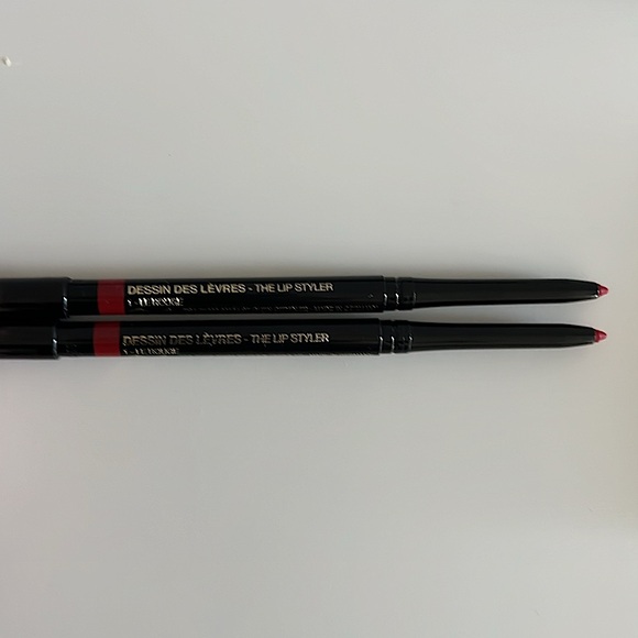 Yves Saint Laurent Luxury Lip Set - Picture 8 of 9